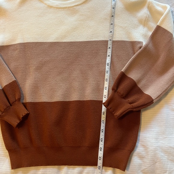 NWOT SHEIN WHITE, TAN, BROWN - Picture 9 of 9